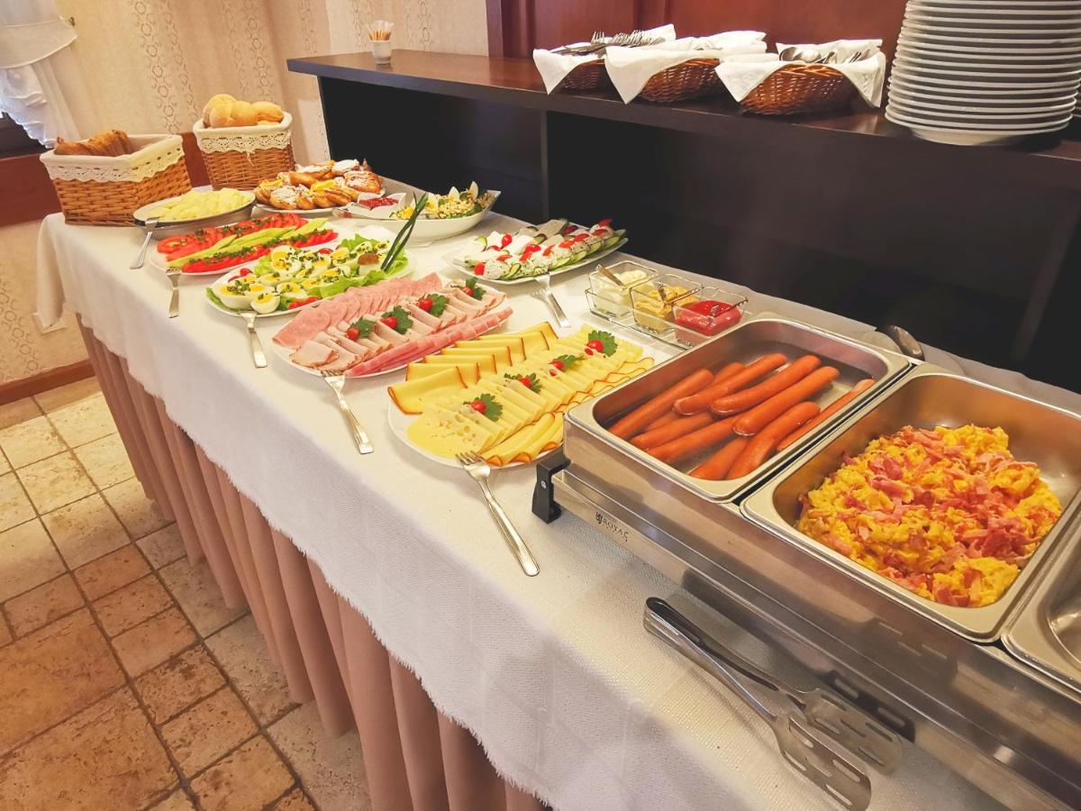 Aparthotel Mikolajki ภายนอก รูปภาพ